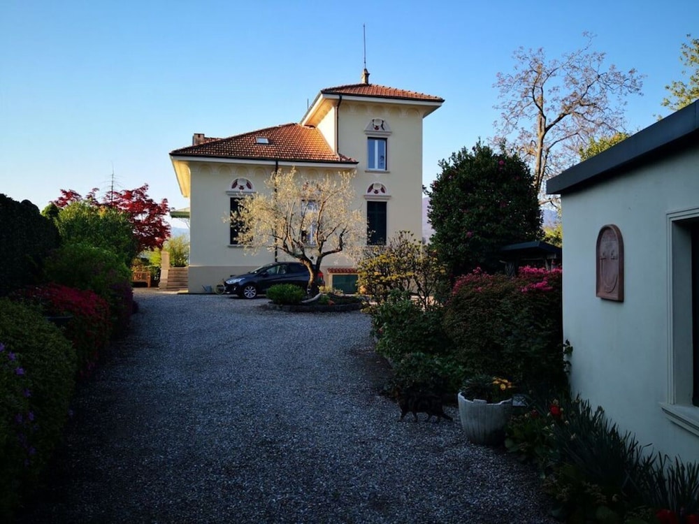 Photo 29