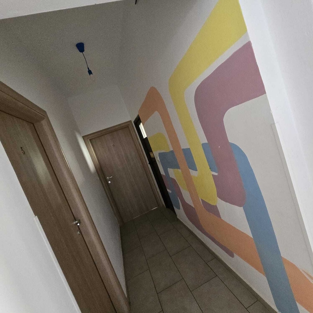 Lazy Roo Hostel Saranda