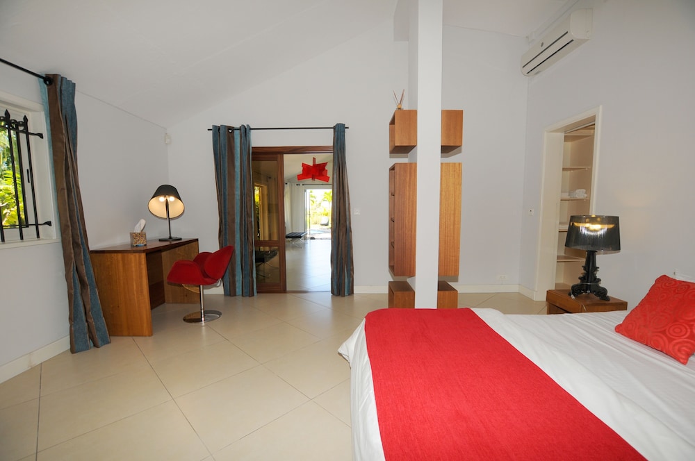 Villa Acassia with 2 rooms view 2