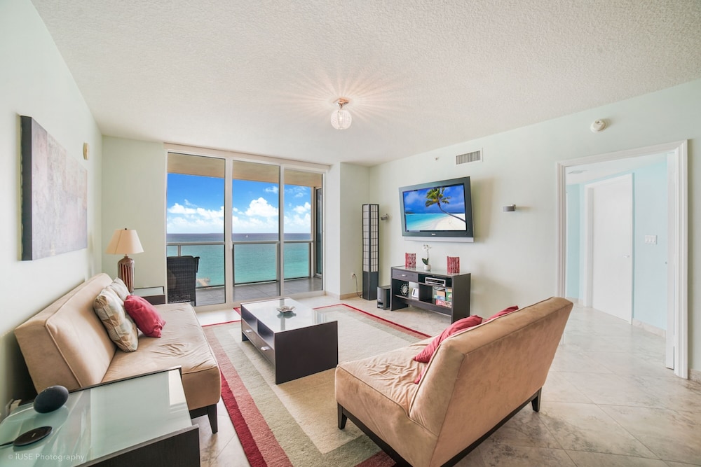 Balcony on the Ocean Picture Perfect
