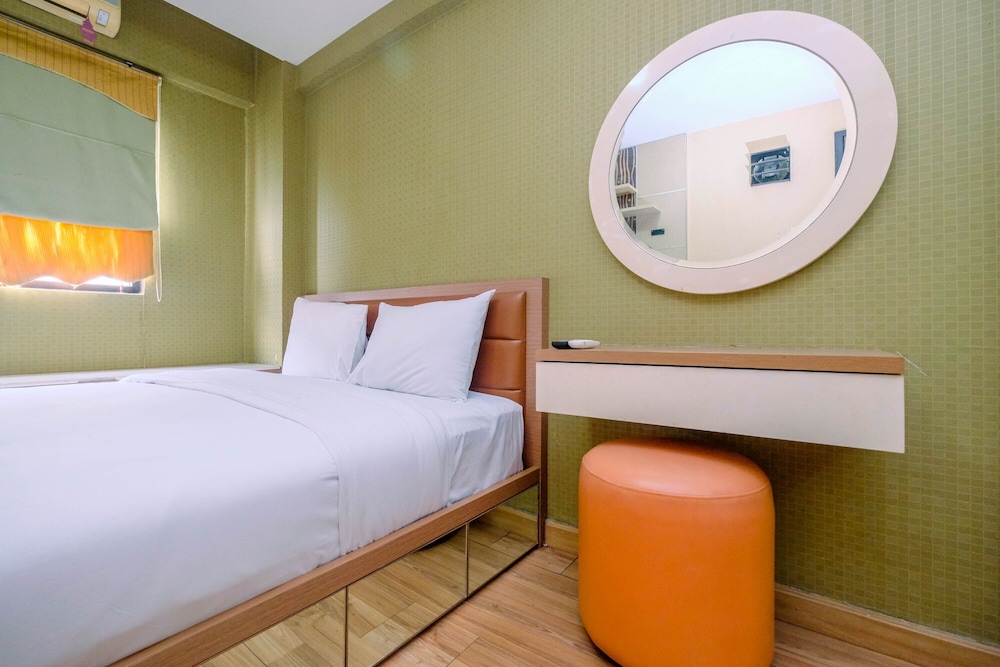 Homey and Comfy 2BR Apartment @ Kebagusan City view 2
