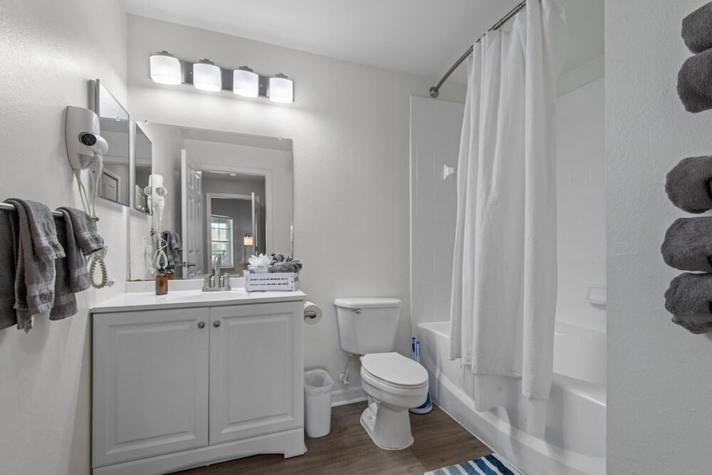 Jacksonville Vacations - Perfect Amenities and Perfect Location - Property Image 3