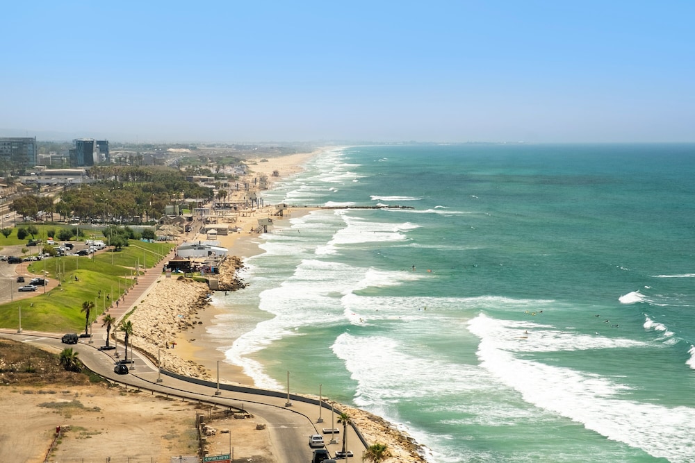 HaCarmel Beach Penthouse by Sea N Rent