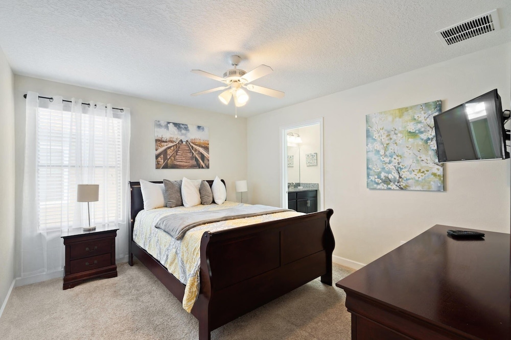 Championsgate Resort 6 Bedroom Private Pool Home with Game Room 6 Home