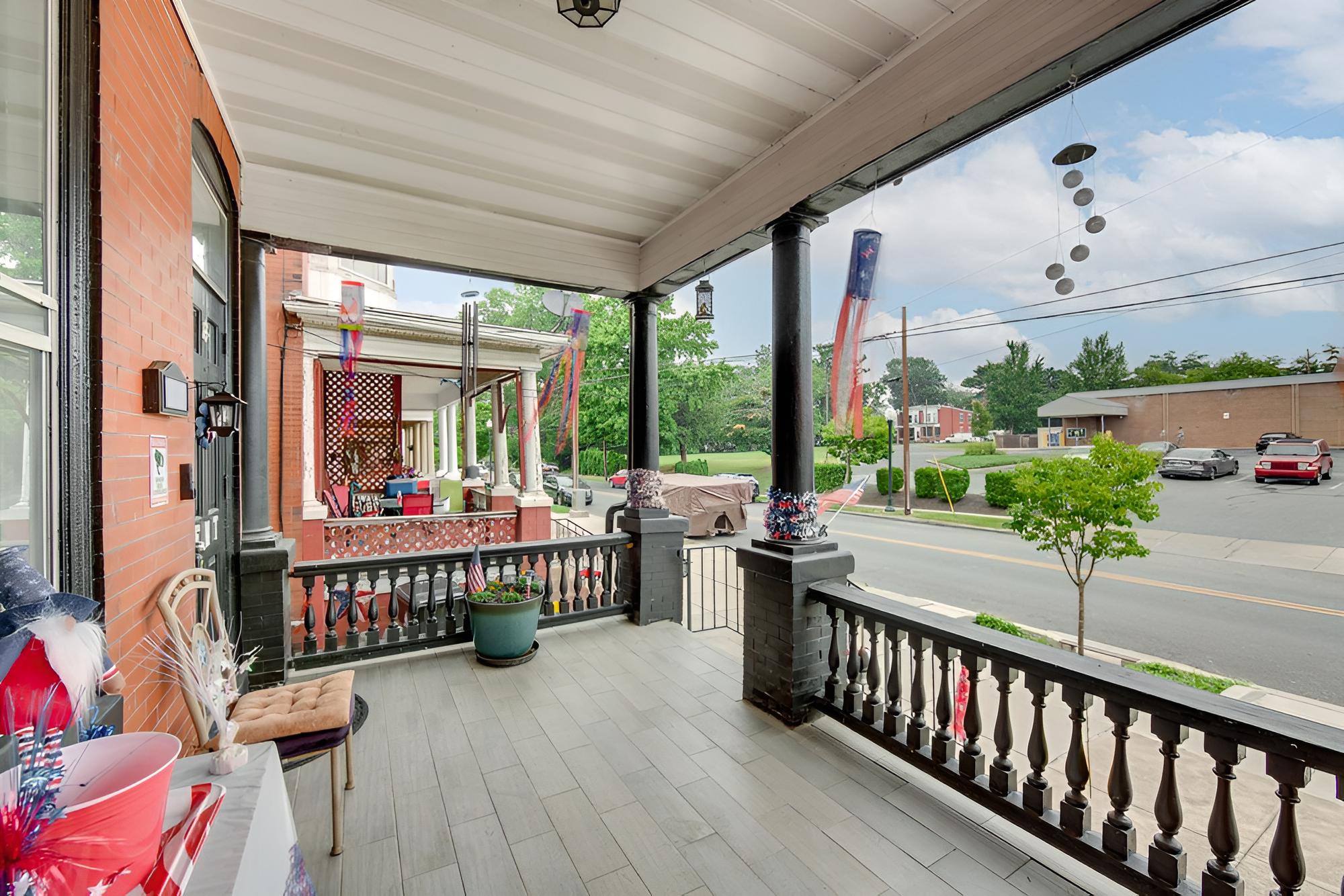 Harrisburg Hideaway w/ Yard ~ 2 Mi to Downtown view 4