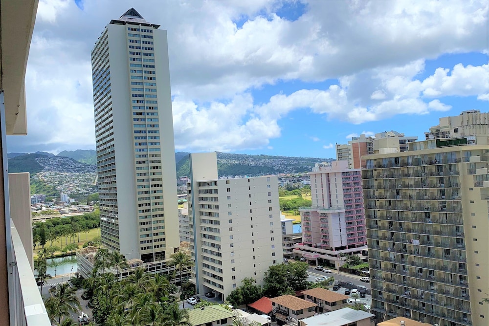 Hotel Tropical Studios at Marine Surf Waikiki - Image 1
