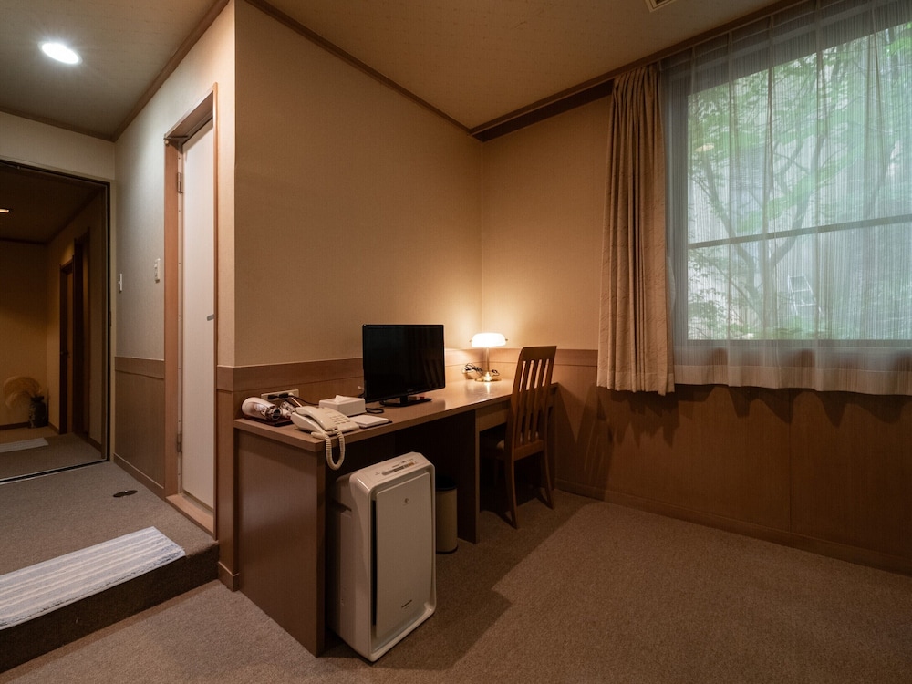 Yamanaka Onsen Kuriya Yasohachi