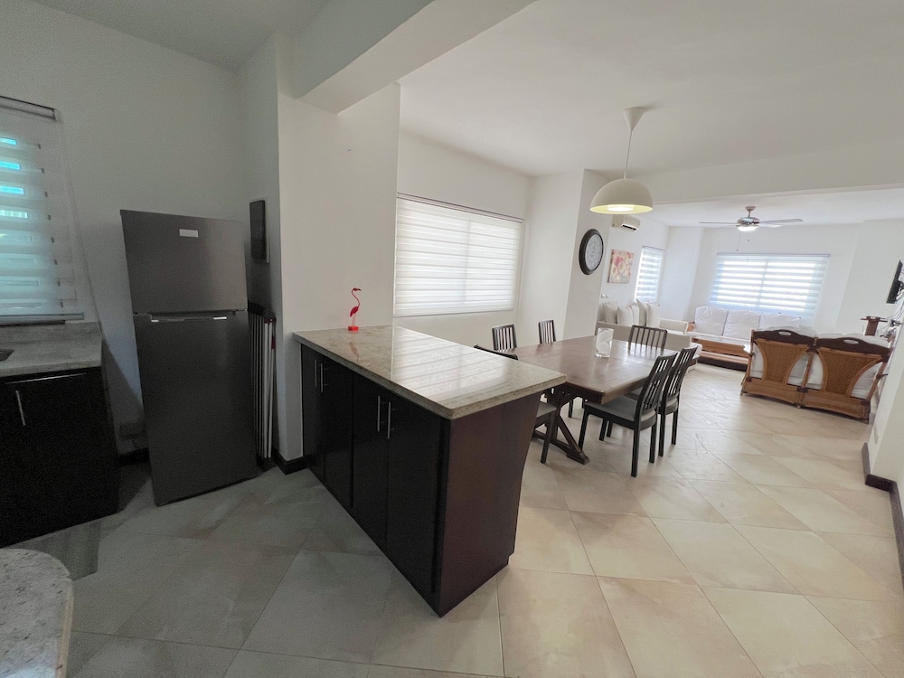 TROPICAL VILLAS playa LOS CORALES