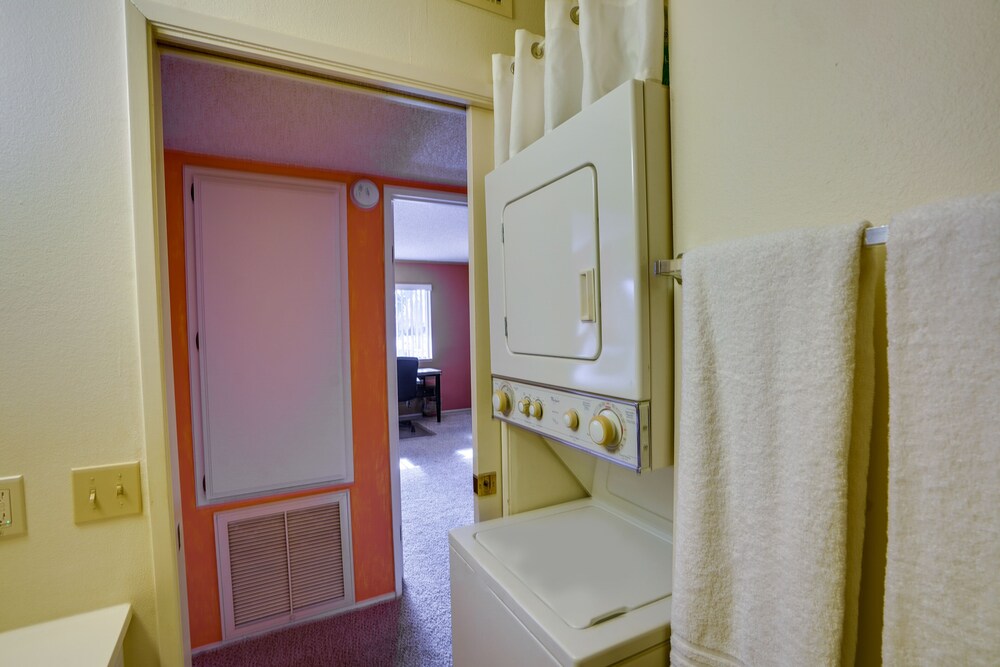Borrego Springs Vacation Rental: Patio  Gas Grill - Property Image 10