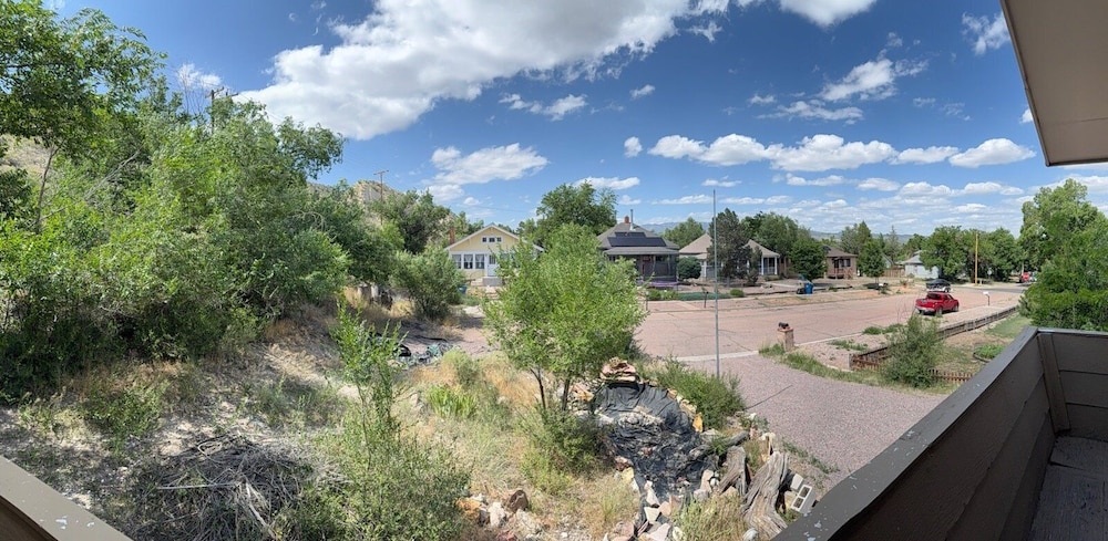 House Of Broken Dove 5 Bedroom Home
