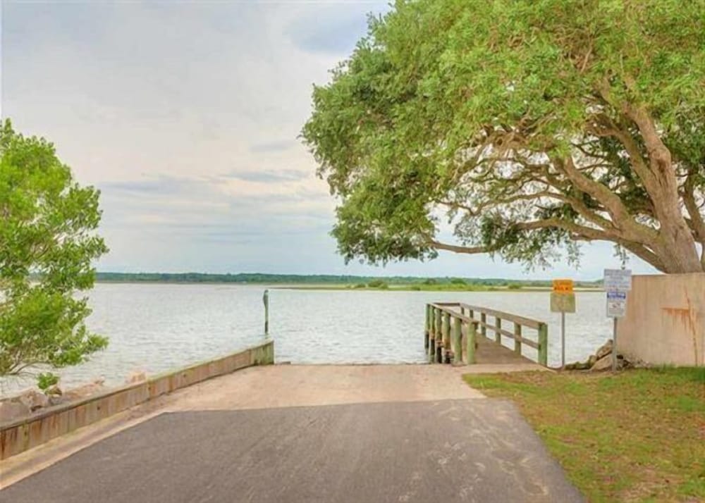 Pelican Inlet C217