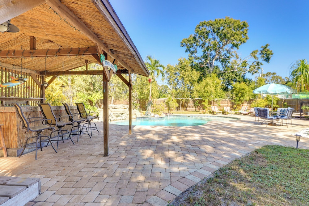 Sarasota Getaway w/ Private Pool & Backyard Oasis!