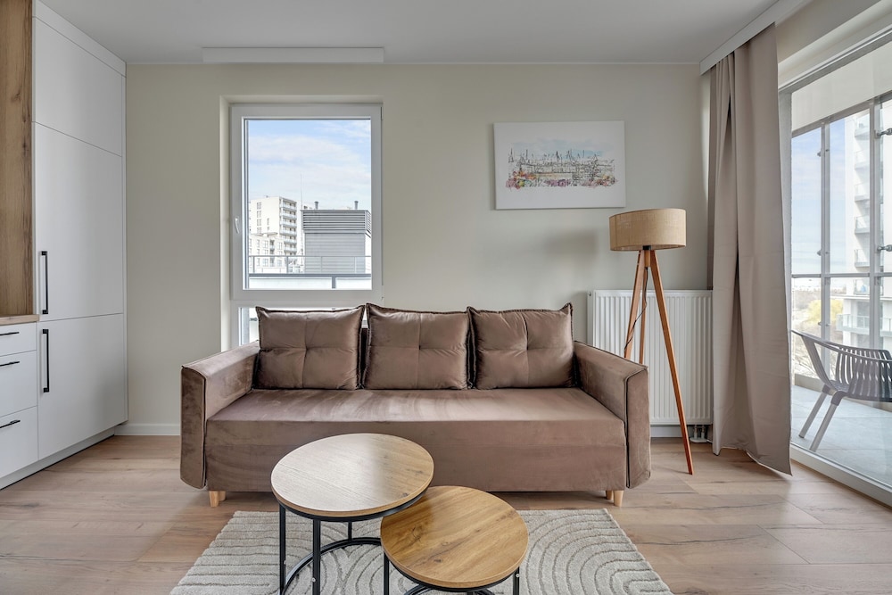 Horizon 88 - Sea View by Grand Apartment