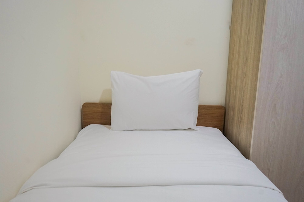 Wonderful 2BR Menteng Park Apartment with Private Lift view 5