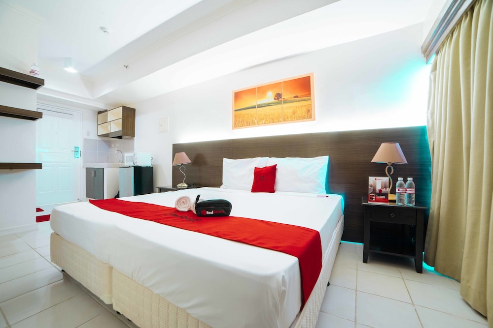 RedDoorz Premium @ Cityland Tagaytay 2 view 4
