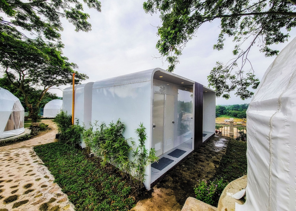 FarmKo Glamping