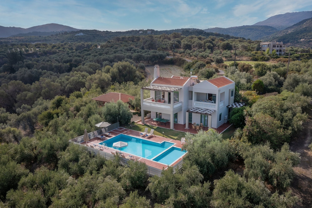 Villa Panorama - With 60m Private Pool