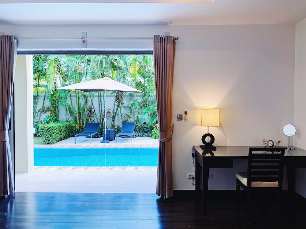 Fabulous 2br Pool Villa Walk to Bangtao Beach and Catch Club