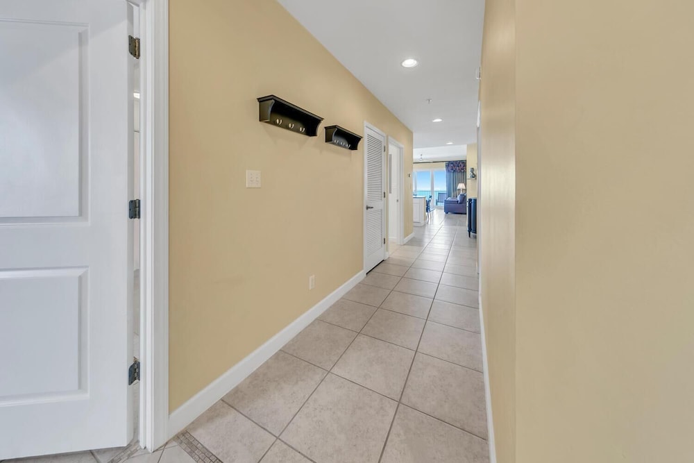 Grandview East 1401