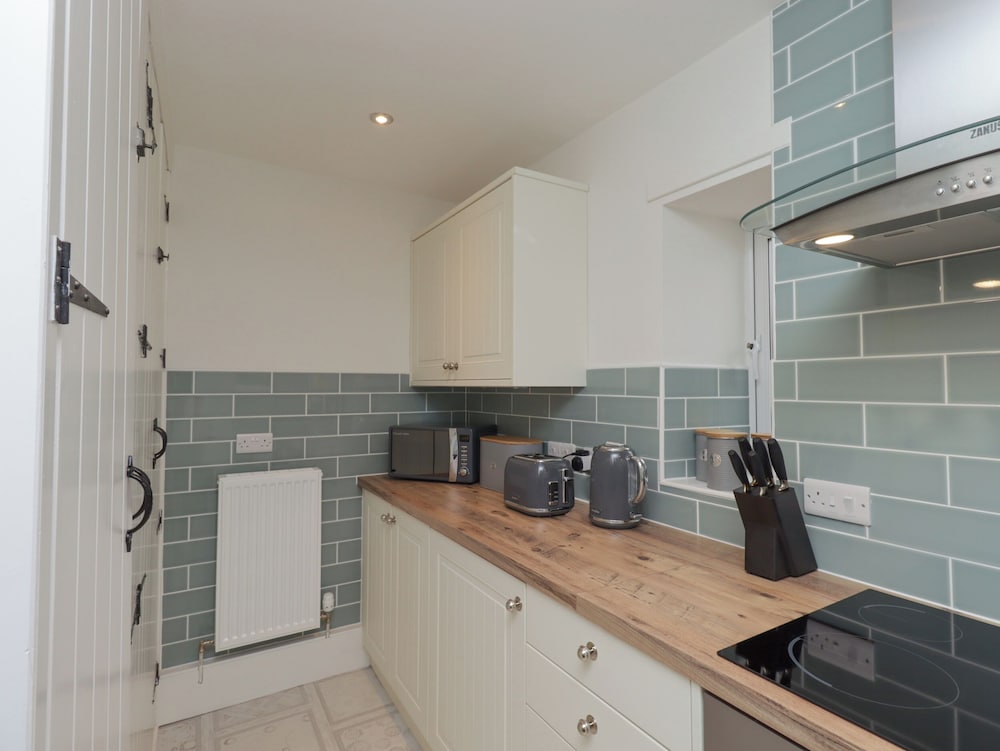 Lucys Cottage