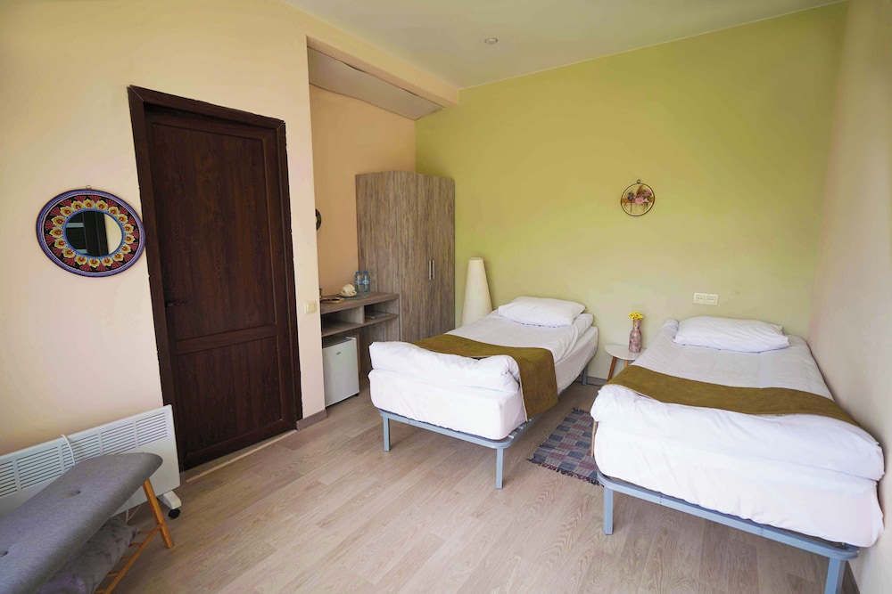 Chamich Guesthouse
