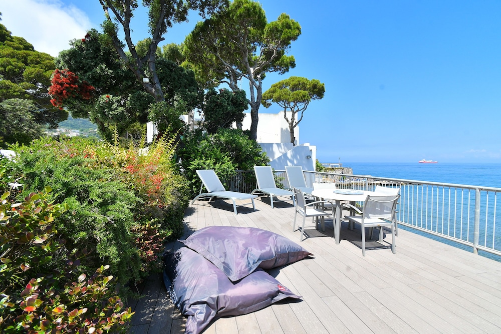 Villa Lentisco