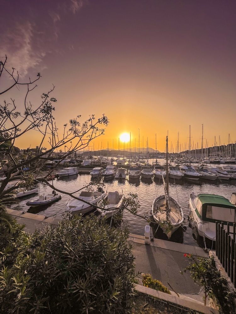 Six-Fours-les-Plages Vacations - Appartements de l'Helios - Iles des Embiez - Property Image 18