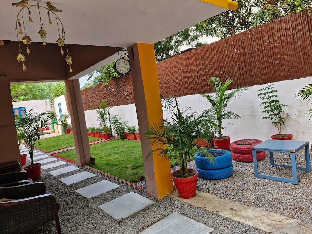 TNC Lucknow by The Nomad Cave Hostel