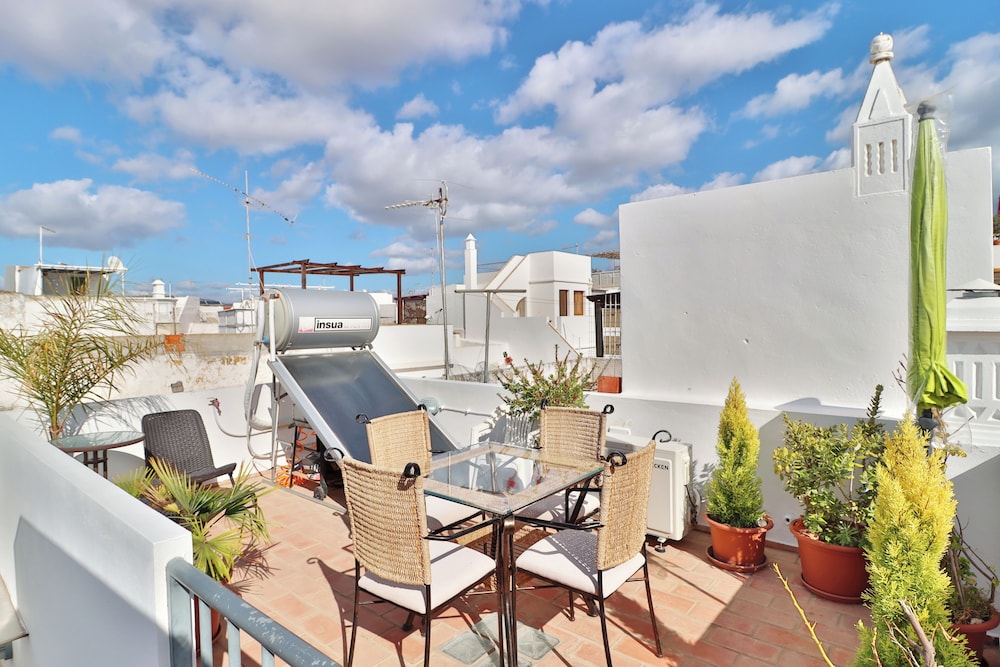 Zenit Guest House