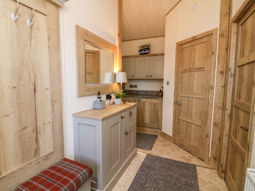 Curlew Lodge