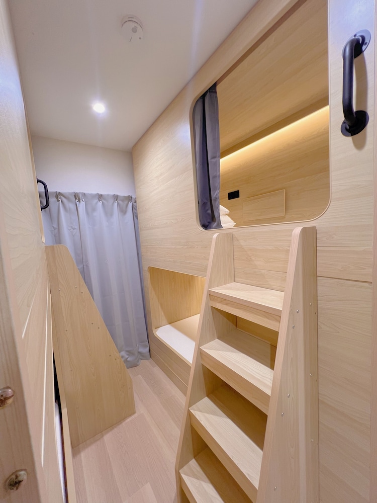 Snowball Hostel