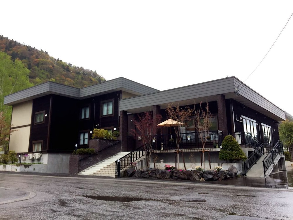 Hotel Kinwaso - Image 1