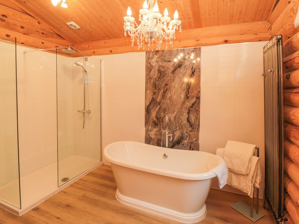 Wainstones Lodge 2