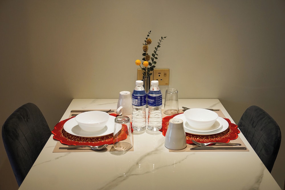 Harmony Luxury Suites At Lucentia BBCC