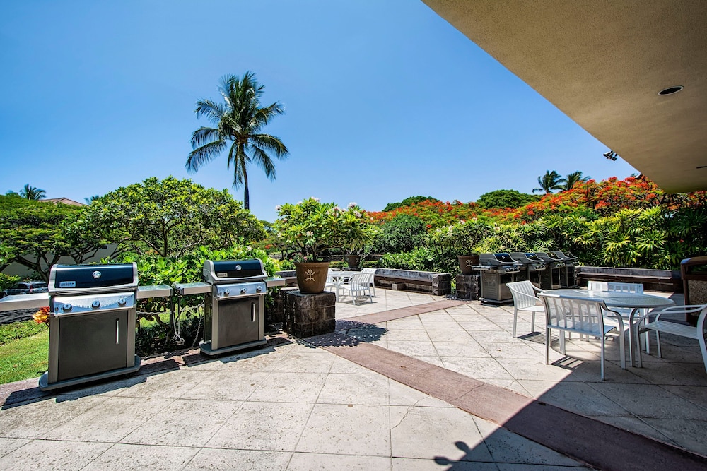 Corner Unit - AC & Wifi - Concierge Included - Vrkcv