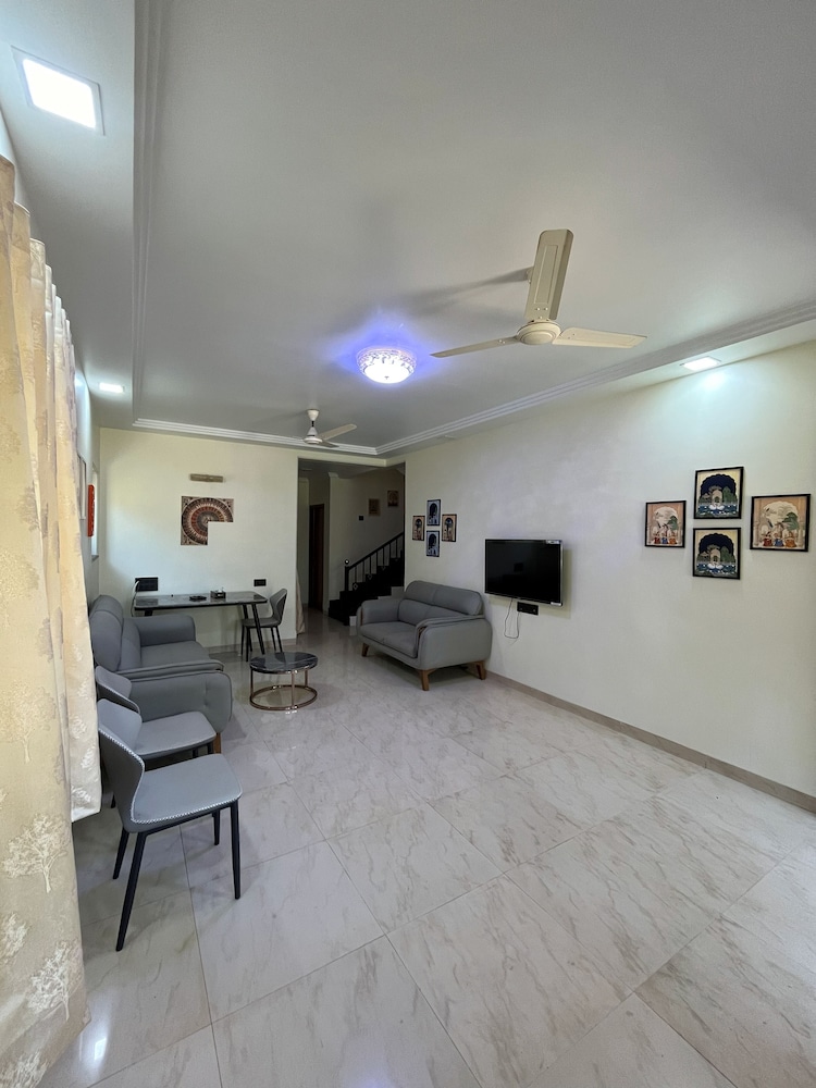 Ishaan Holiday Resort