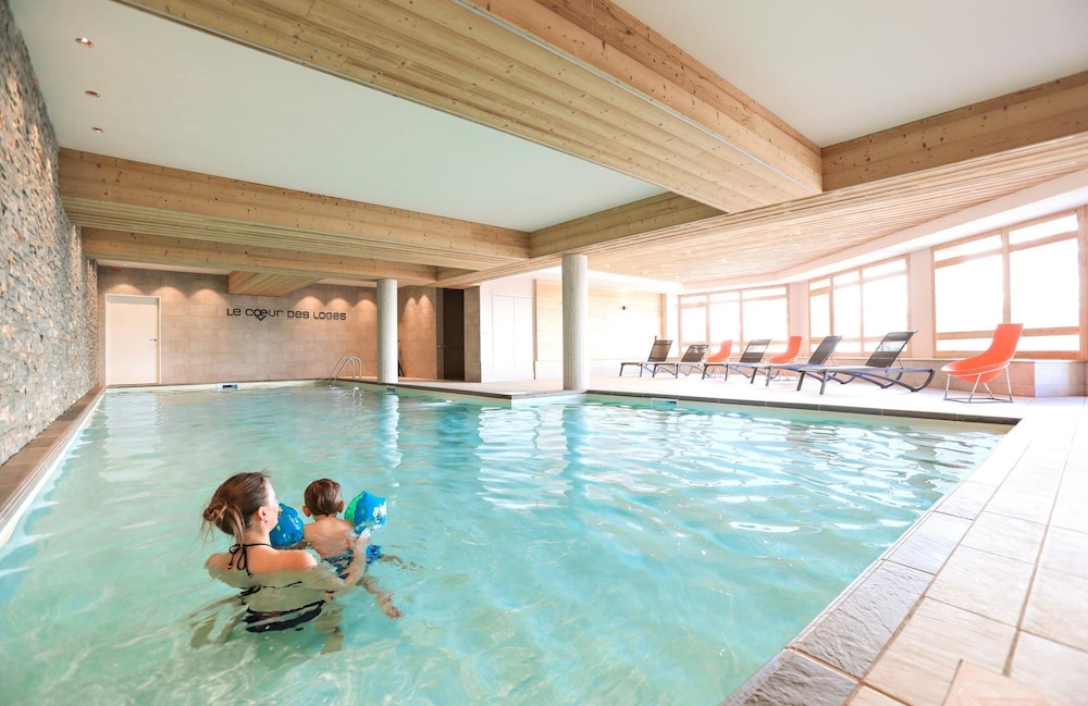Apartment in Les Menuires With Spa & Pool
