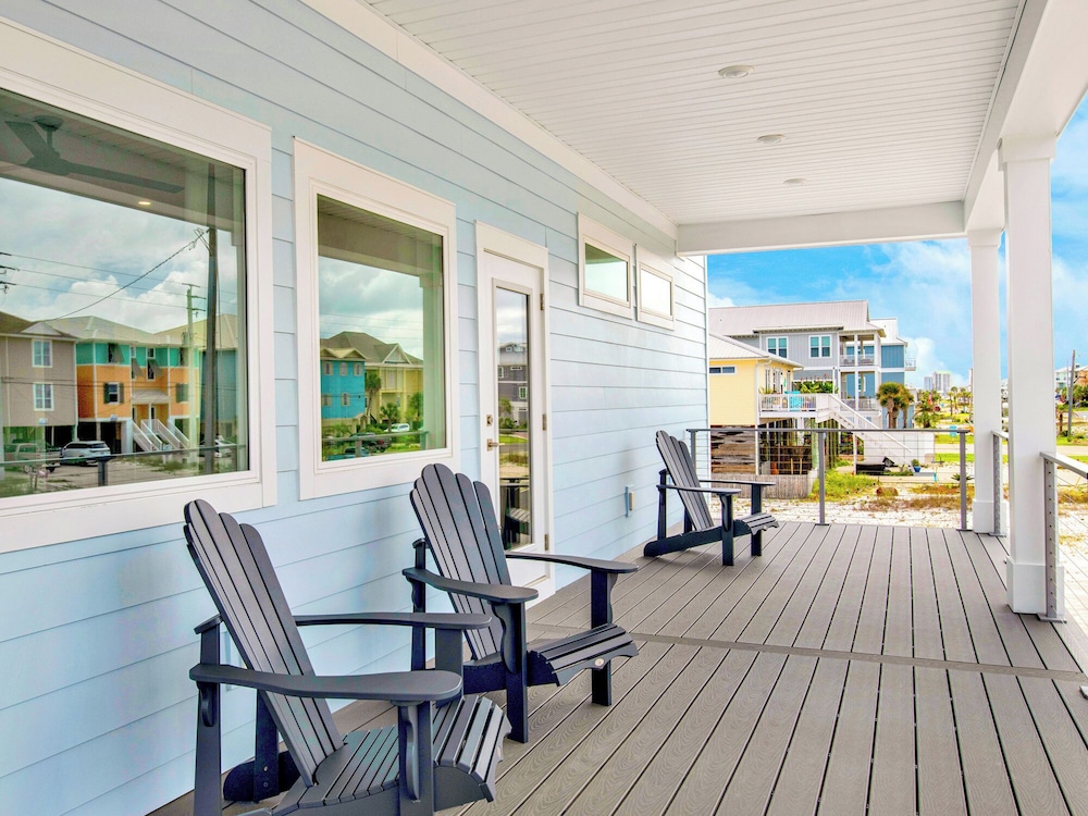 Navarre Dreams by Southern Vacation Rentals