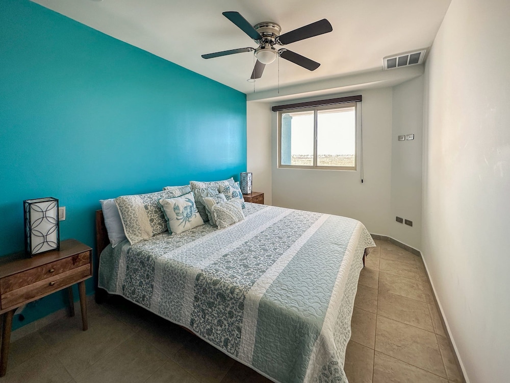 Upscale Ocean View Condo Close to it all Great