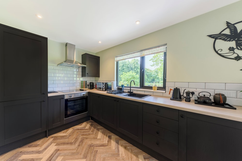 Secret Waterside Lodges in Worcestershire