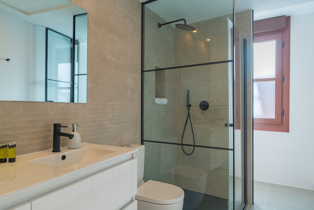 Feelathome Atarazanas Apartments 52