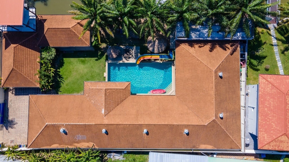 Pool Villa for Families and Party