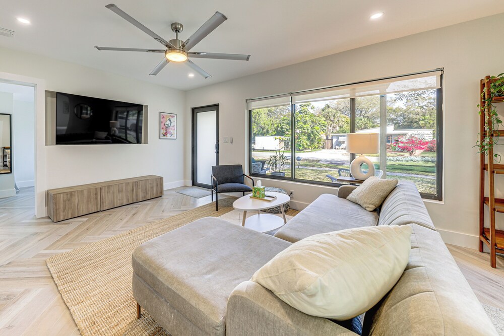 3 Mi to Beach: Renovated Haven in Fort Lauderdale!