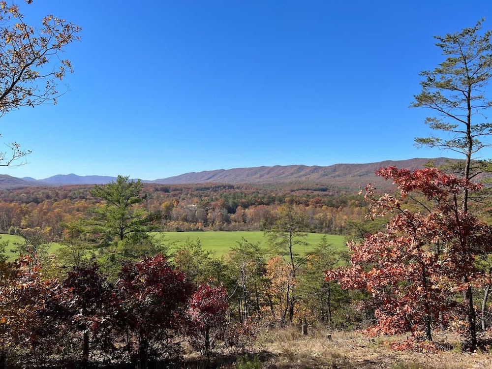 Shenandoah Retreat - Family Home