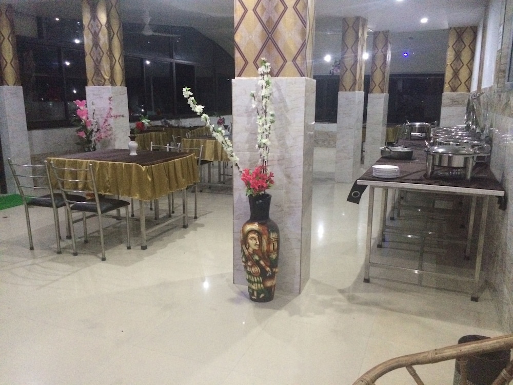 Corbett Hill Resorts  by OpenSky, Lansdowne