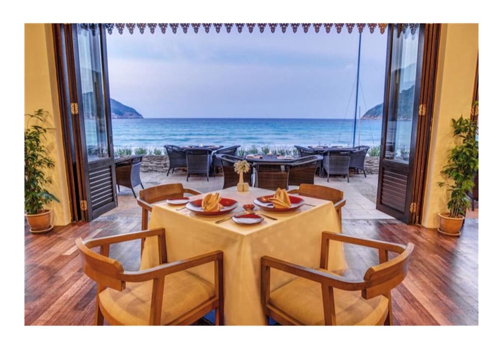 The Taaras Beach & Spa Resort 99