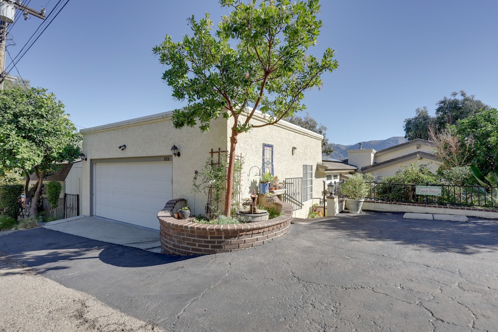 Chic Peaceful Retreat 16 Mi to Beaches & Wineries!