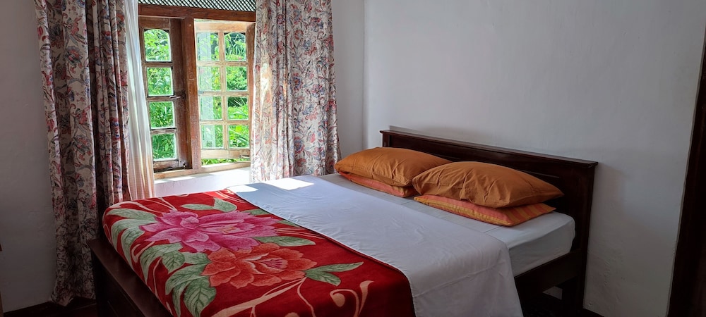 Andrews Hostel