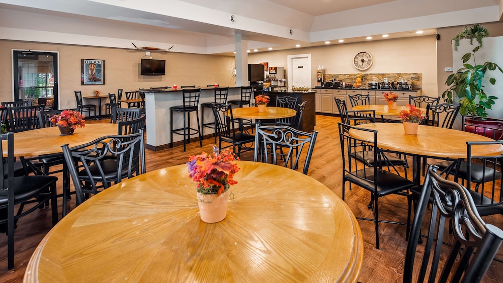Johnson City Vacations - Best Western Johnson City Inn - Property Image 7