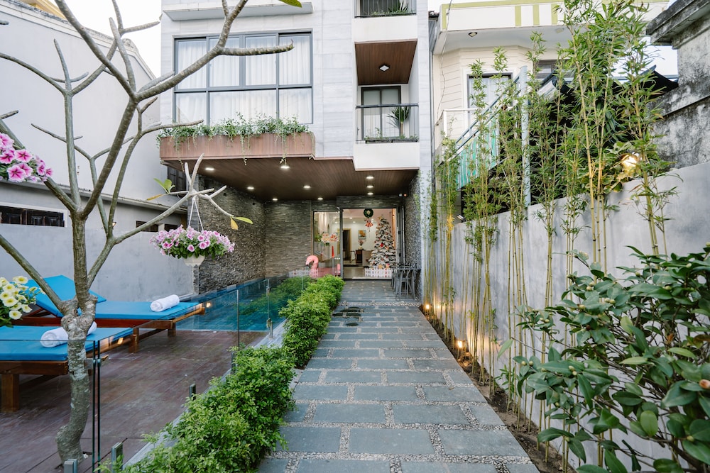 Hoi An Vacations - LaSanta Villa - Property Image 9